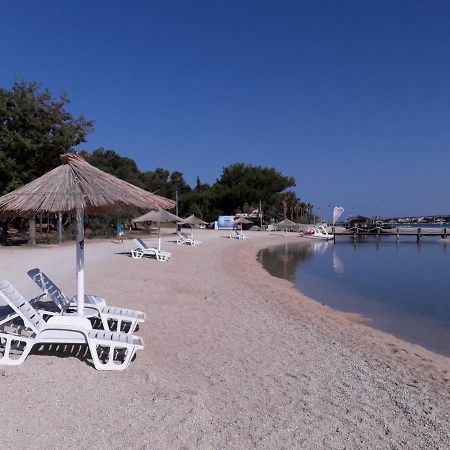 Holiday Home โนวาลยา ภายนอก รูปภาพ