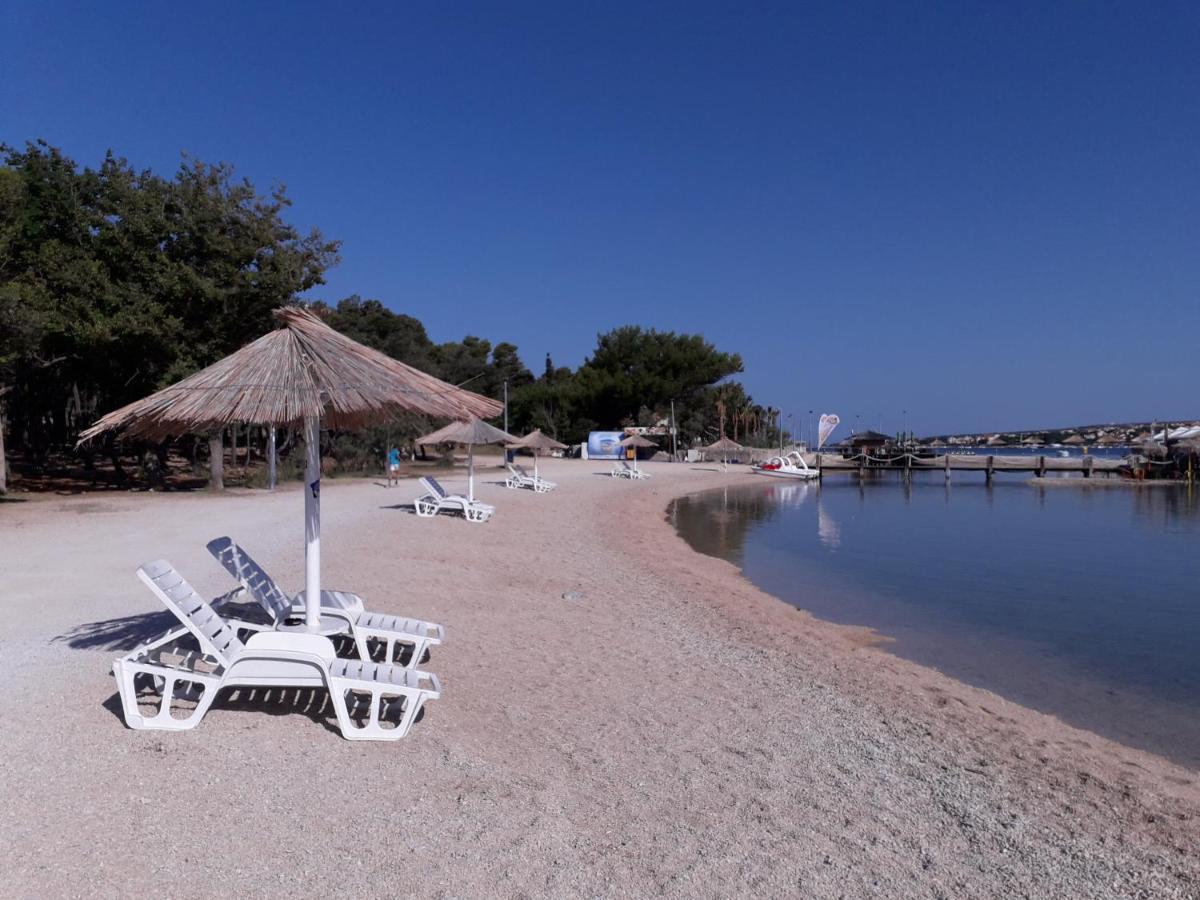 Holiday Home โนวาลยา ภายนอก รูปภาพ