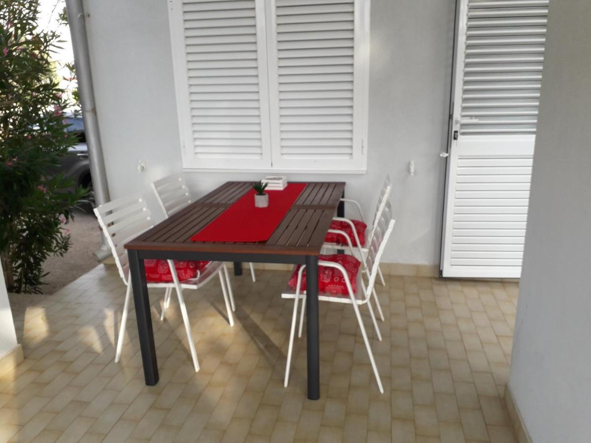 Holiday Home โนวาลยา ภายนอก รูปภาพ