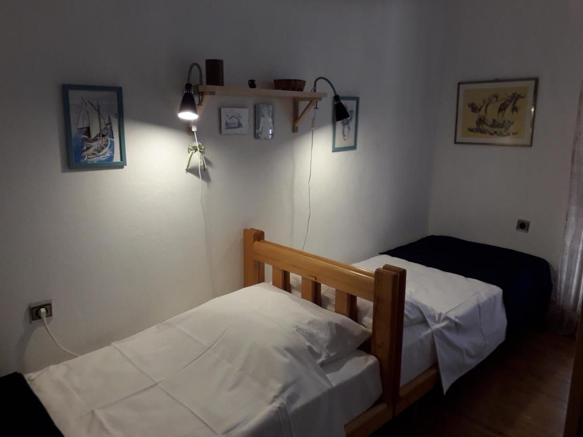 Holiday Home โนวาลยา ภายนอก รูปภาพ